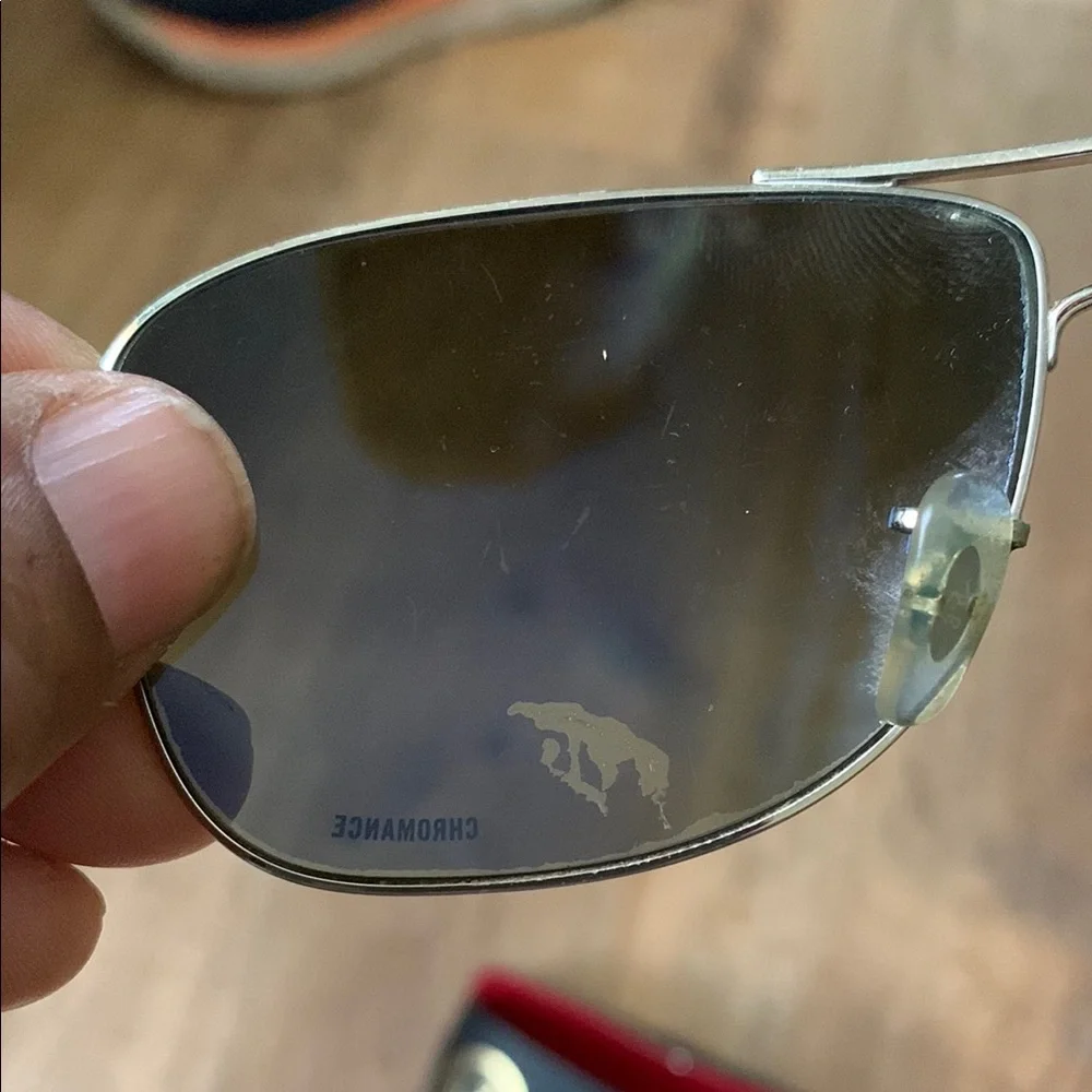 Ray-Ban Aviator Chromanse Sunglasses with Case Unisex - Picture 10 of 11